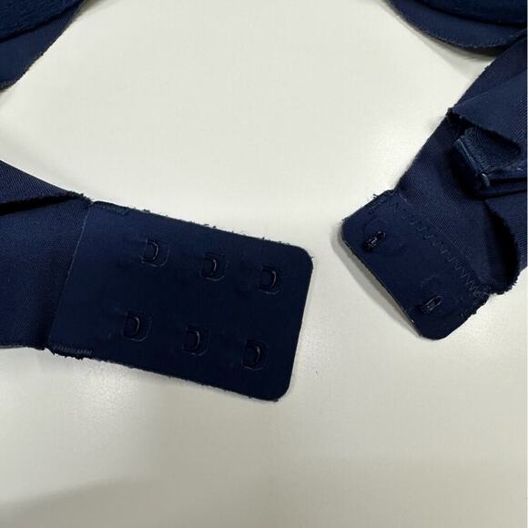 EUC | Victoria’s Secret | Push Up Bra | Blue | Size 32 DDD - Picture 8 of 16